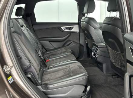 Audi - Q7
