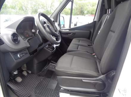Mercedes-Benz - Sprinter