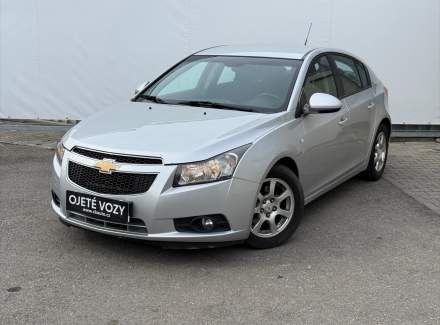 Chevrolet - Cruze