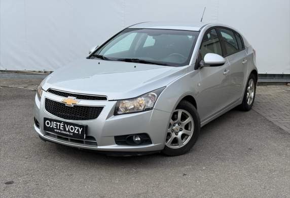 Chevrolet - Cruze