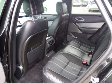 Land Rover - Range Rover Velar