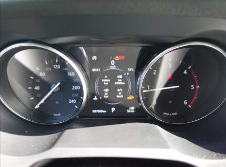 Land Rover - Range Rover Evoque