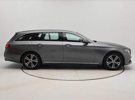 Mercedes-Benz - E-class