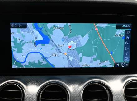 Mercedes-Benz - E-class