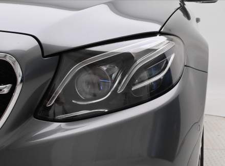 Mercedes-Benz - E-class