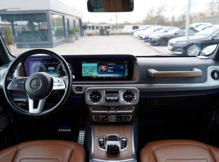 Mercedes-Benz - G-class