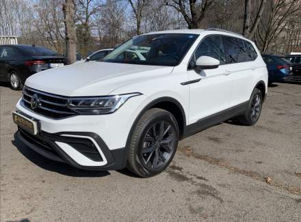 Volkswagen - Tiguan