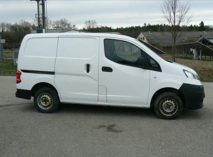 Nissan - NV200