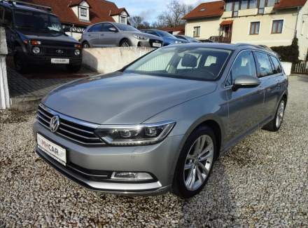 Volkswagen - Passat