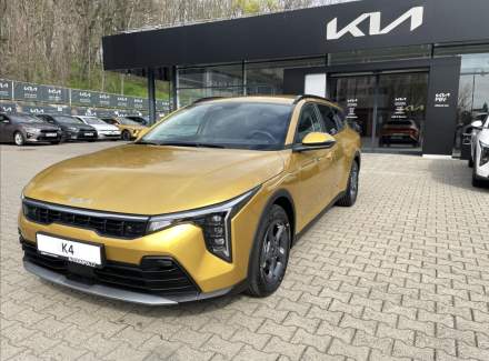Kia - K4