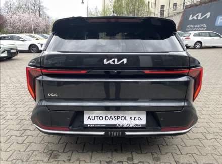 Kia - K4