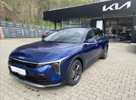 Kia - K4
