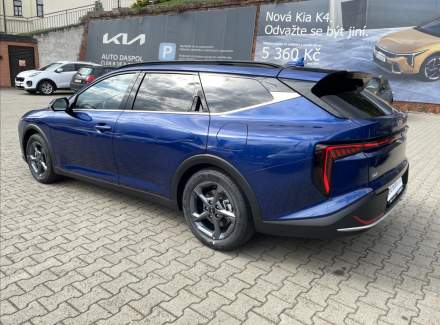 Kia - K4
