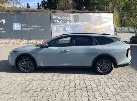 Kia - K4