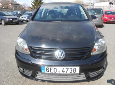 Volkswagen - Golf
