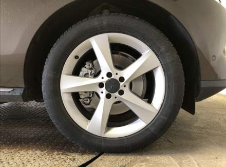 Mercedes-Benz - M-class