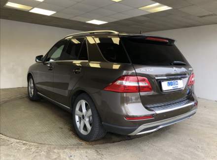 Mercedes-Benz - M-class