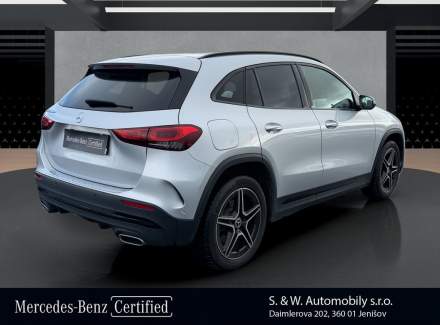 Mercedes-Benz - GLA