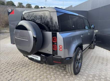 Land Rover - Defender