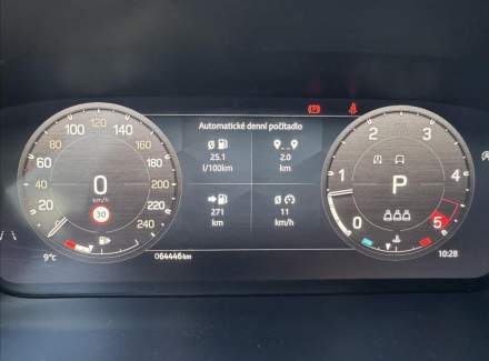 Land Rover - Defender