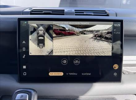 Land Rover - Defender