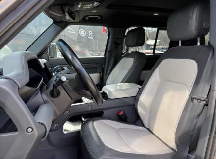 Land Rover - Defender