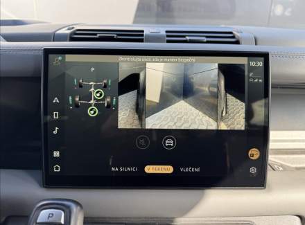 Land Rover - Defender