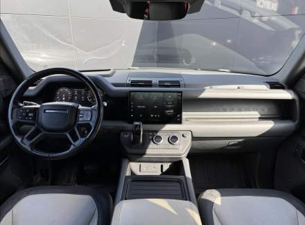 Land Rover - Defender