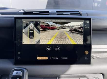 Land Rover - Defender