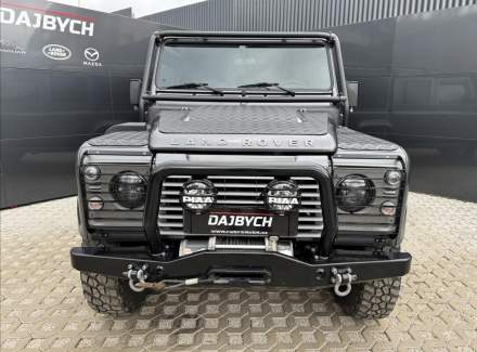 Land Rover - Defender