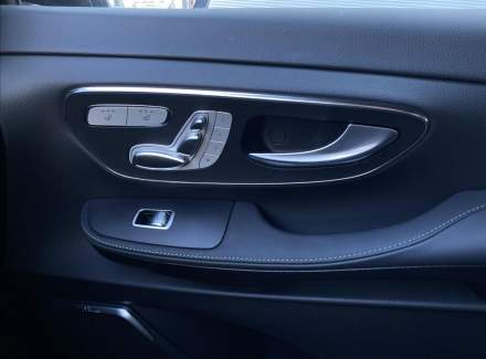 Mercedes-Benz - V-class