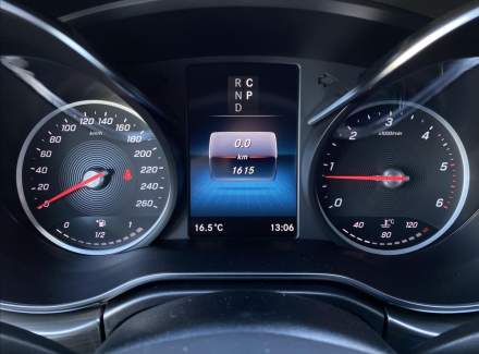 Mercedes-Benz - V-class