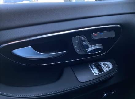 Mercedes-Benz - V-class