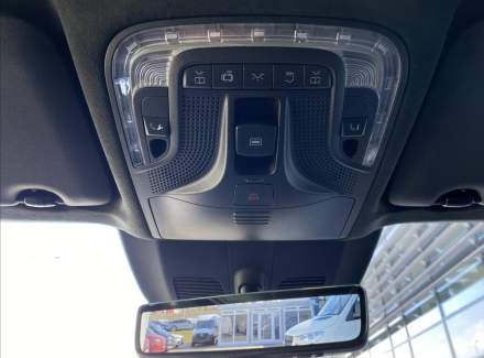 Mercedes-Benz - V-class