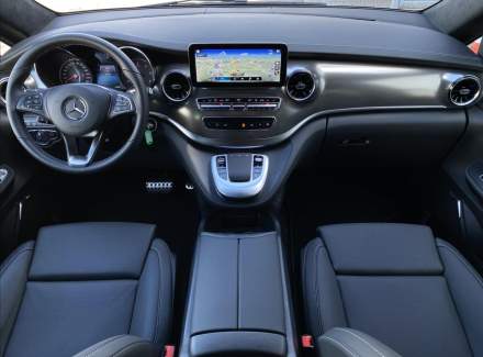 Mercedes-Benz - V-class