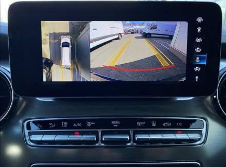 Mercedes-Benz - V-class