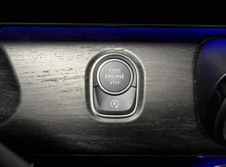 Mercedes-Benz - V-class