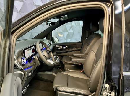 Mercedes-Benz - V-class