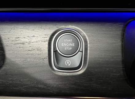 Mercedes-Benz - V-class