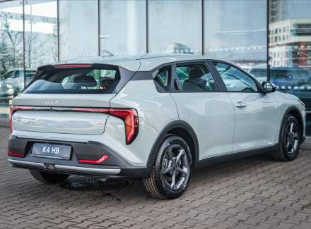 Kia - K4