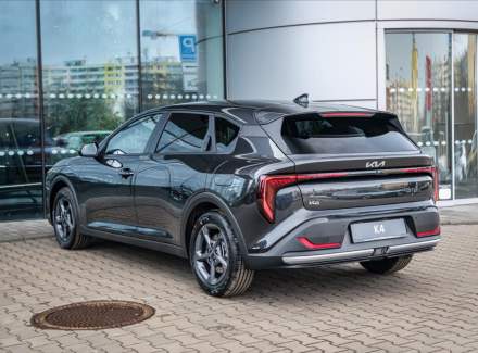 Kia - K4