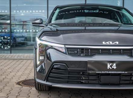 Kia - K4