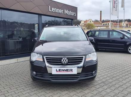 Volkswagen - Touran