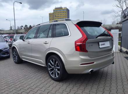 Volvo - XC90