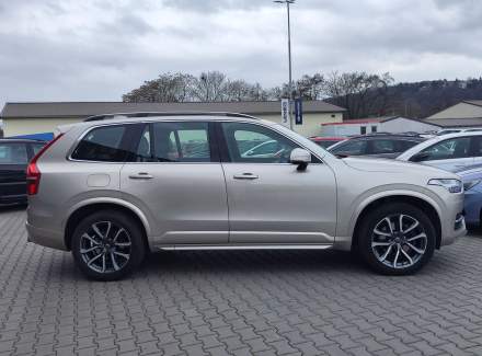 Volvo - XC90