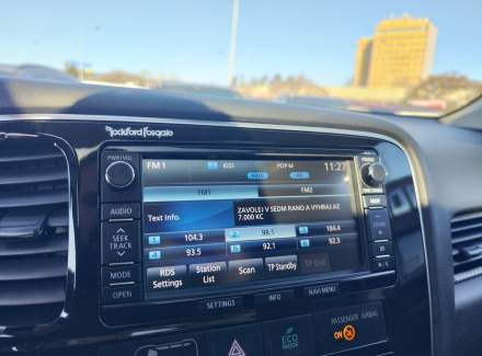 Mitsubishi - Outlander