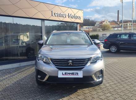 Peugeot - 5008