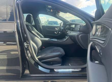 Mercedes-Benz - E-class