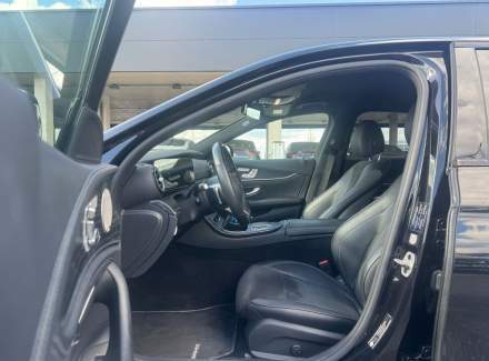 Mercedes-Benz - E-class