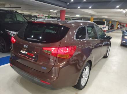 Kia - Cee'd